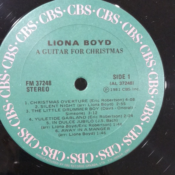 3/$30 Liona Boyd “A Guitar for Christmas “ vintage vinyl holiday album 1981 - Picture 3 of 4